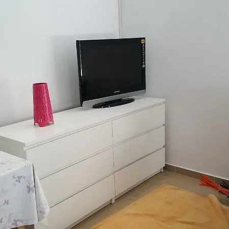 Apartment Lampion Vir